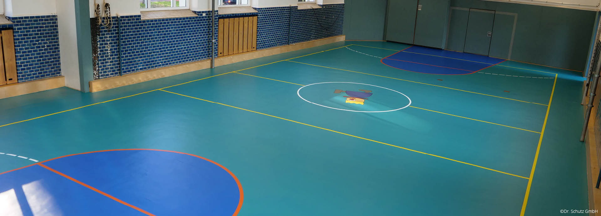 Bodensanierung von Hartböden: Werkseitig PUR vergütete Bodenbeläge, PVC-Böden, CV (gepolstertes Vinyl), Linoleum, Vinyl-Designböden, Kautschuk. Fast alle synthetischen Bodenbeläge lassen sich sanieren. | HAN Bodensanierung in Hamburg